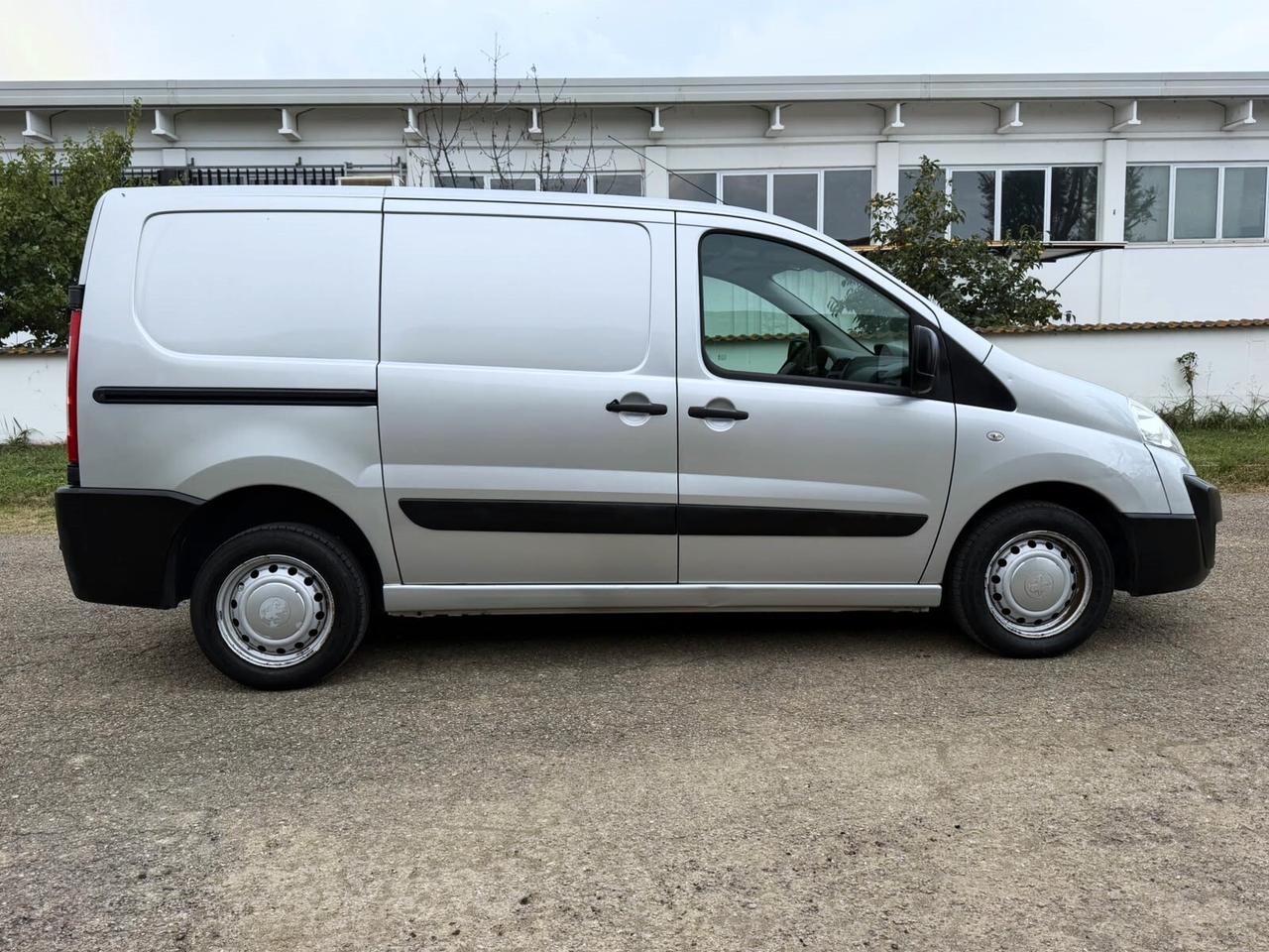 Peugeot Expert 2.0 HDi 120CV PC-TN 10Q Furgone