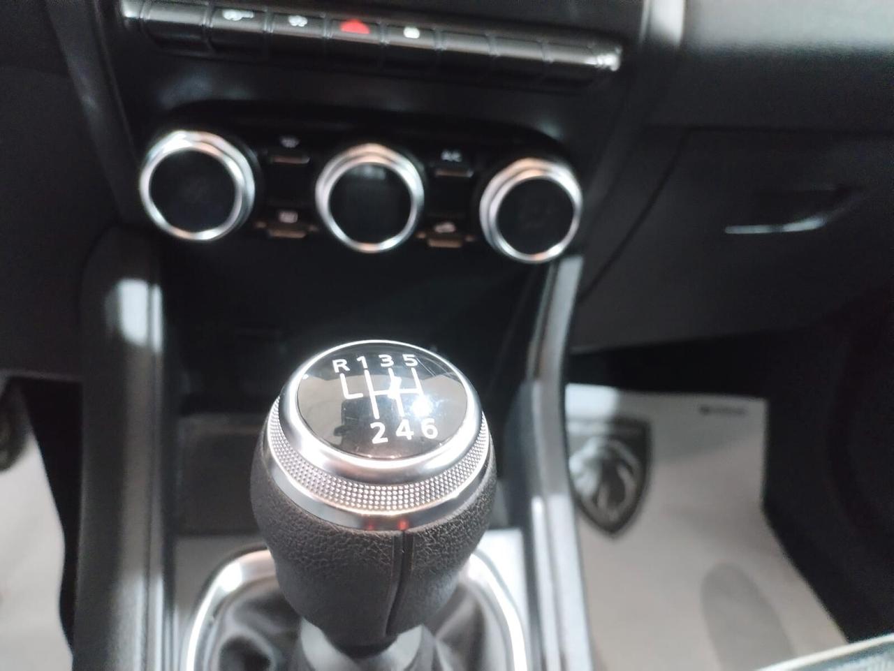 Renault Captur TCe 100 CV GPL FAP Intens
