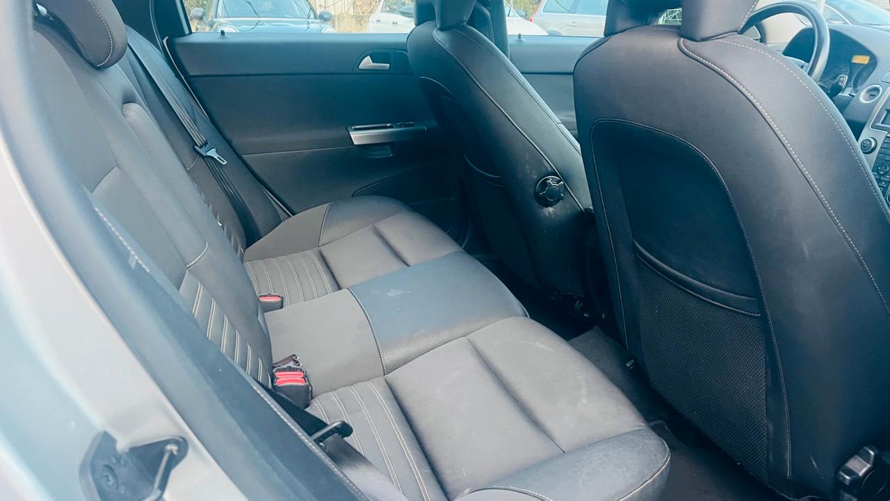 Volvo V50 1.8 16V cat Flexi-Fuel Momentum