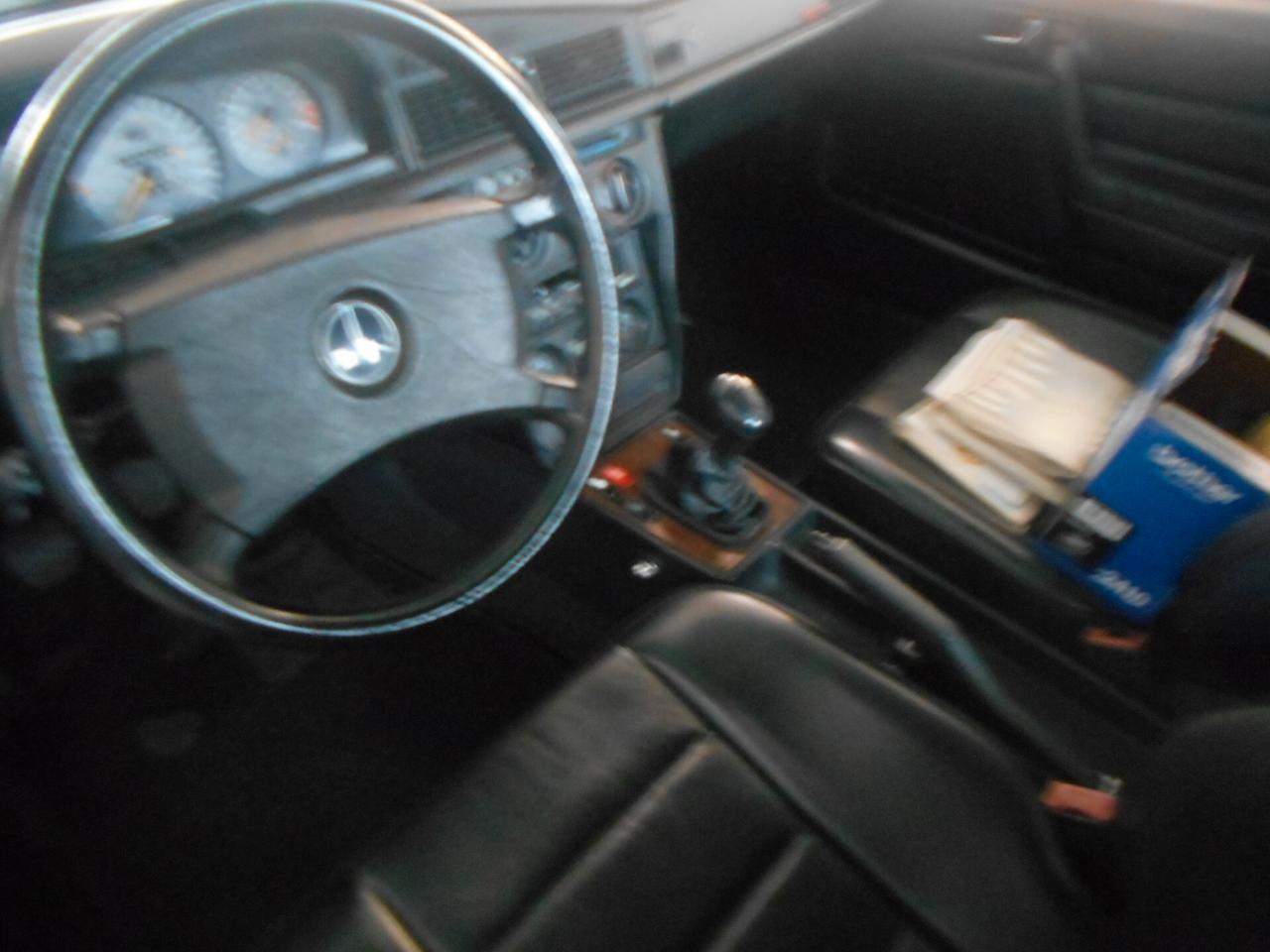 Mercedes-benz 190 2.3 E-16