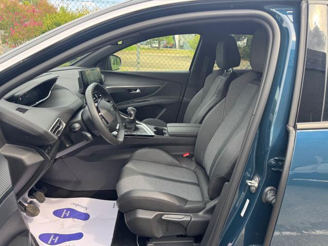 PEUGEOT 3008 PureTech Turbo 130CV Allure Pack NAVI+RETR.