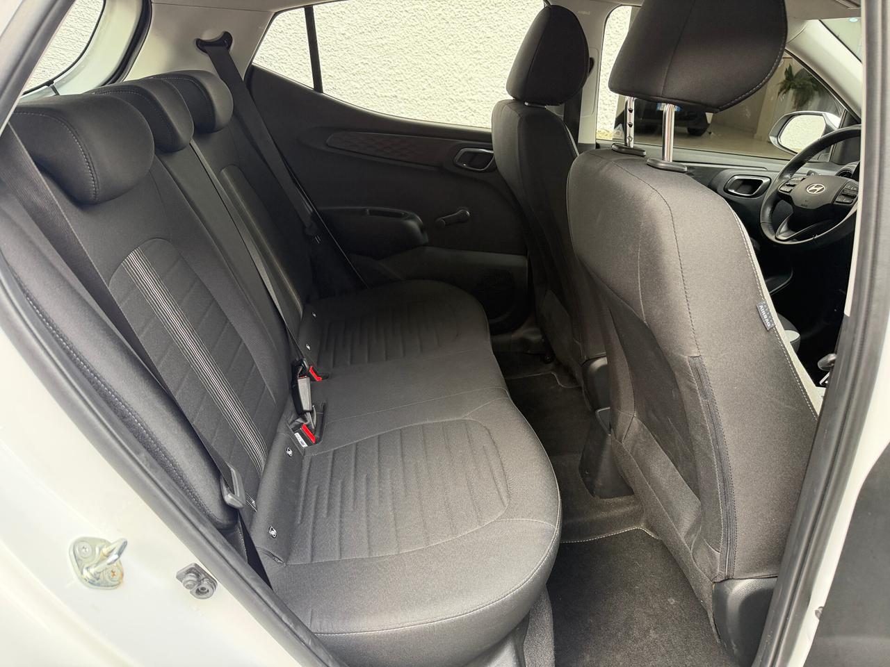 Hyundai i10 1.0 MPI Connectline – 2023 | 18.950 km – Neopatentati OK - Garanzia fino 10/2028