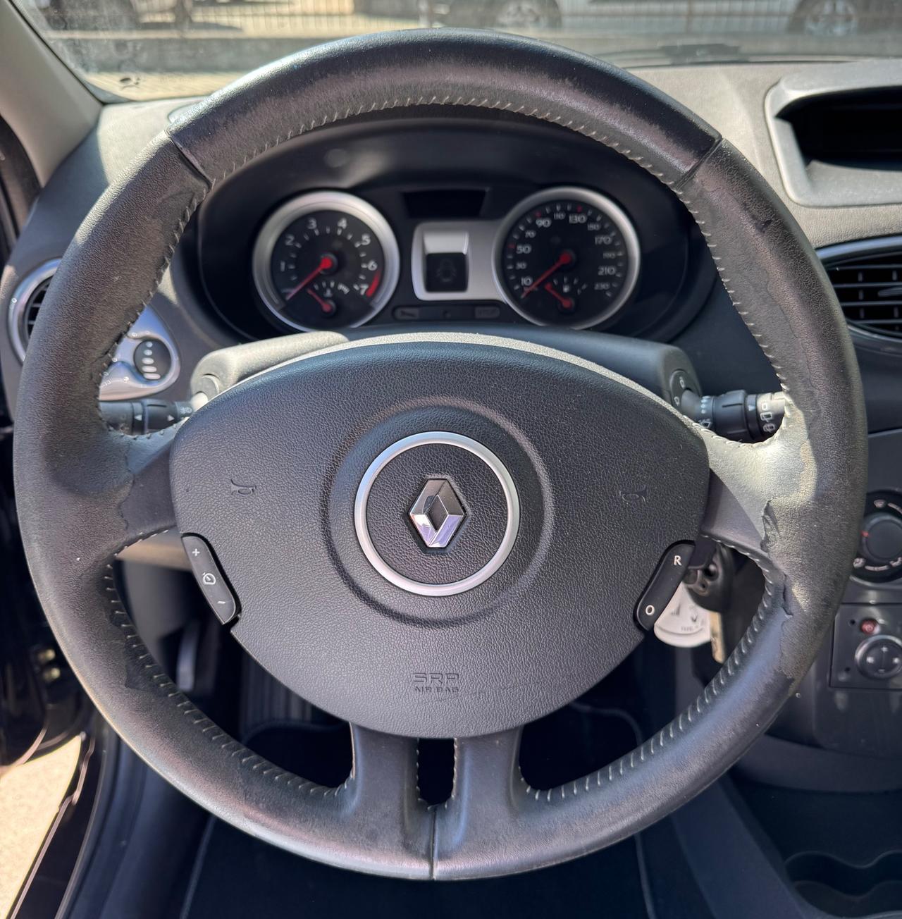 Renault Clio 1.2 -5 porte- Neopatentati