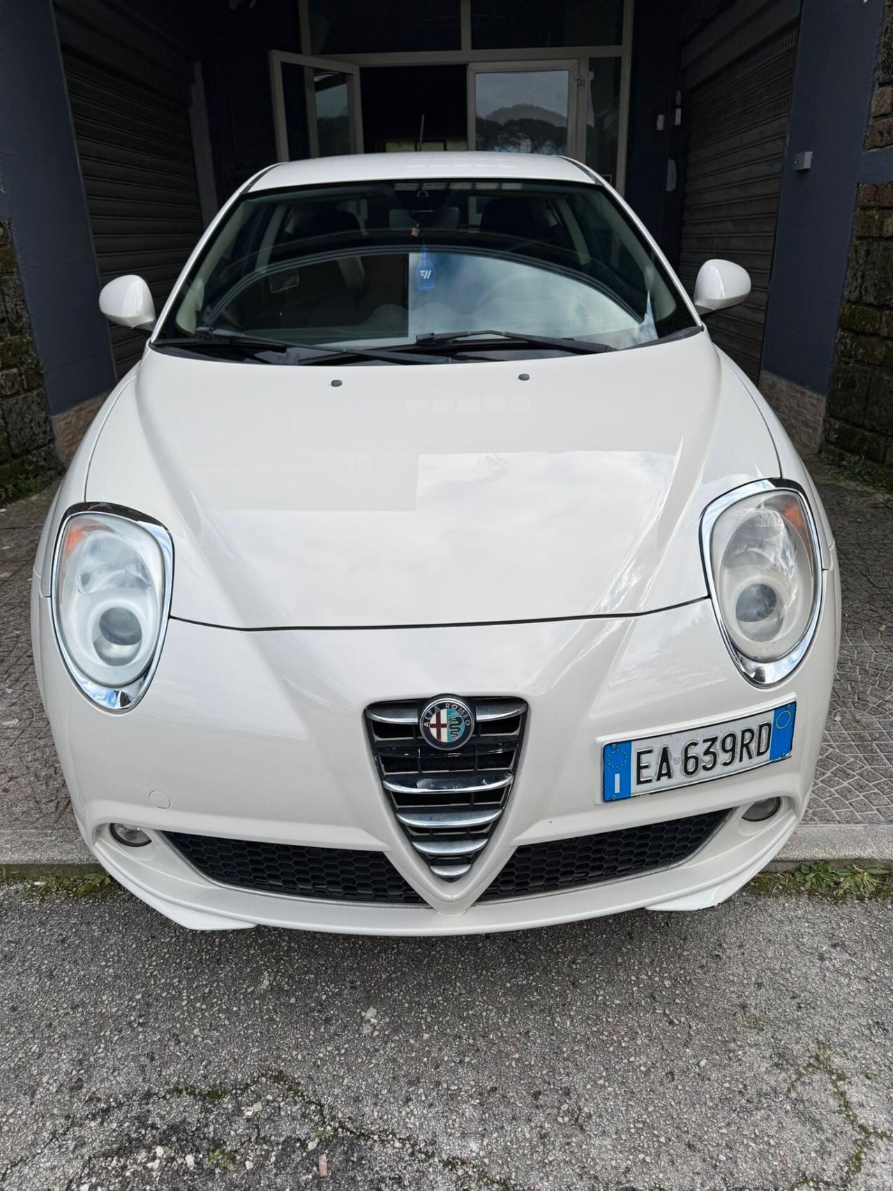 Alfa Romeo MiTo 1.3 JTDm-2 95 CV S&S Distinctive Sport Pack
