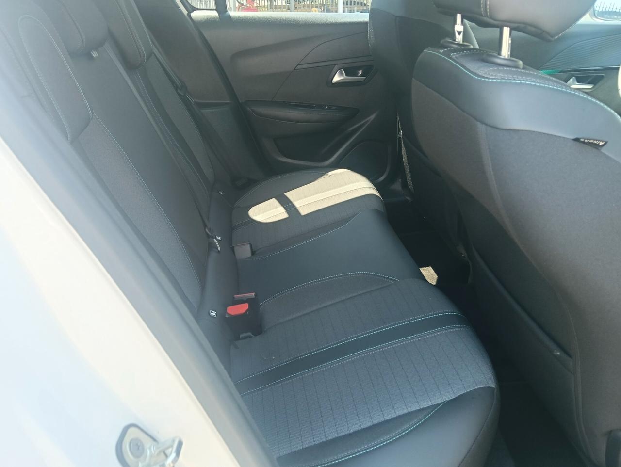 Peugeot 208 motore elettrico 136 CV 5 porte Allure Pack