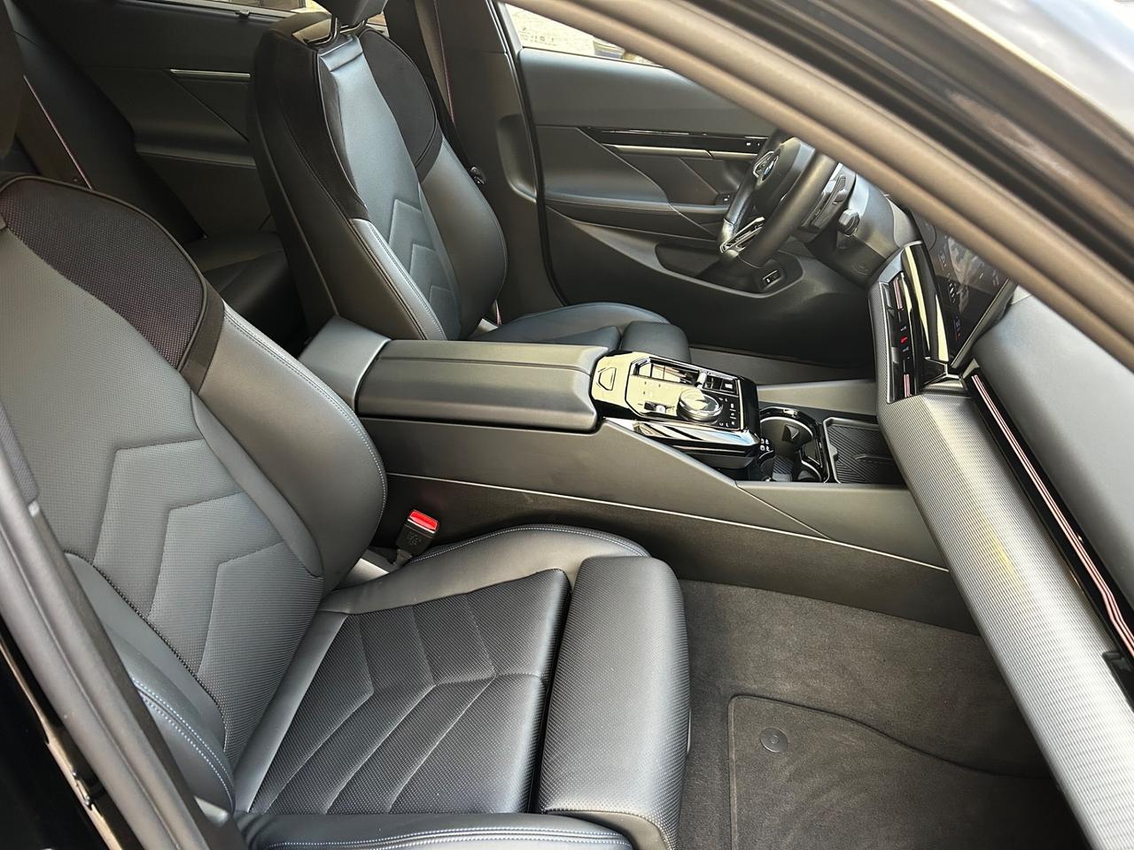 Bmw 520d 48V xDrive Touring Msport Pro Black Sapphire