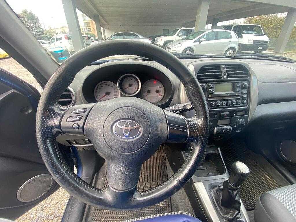 Toyota RAV 4 2.0 Tdi D-4D cat 5 porte Sol