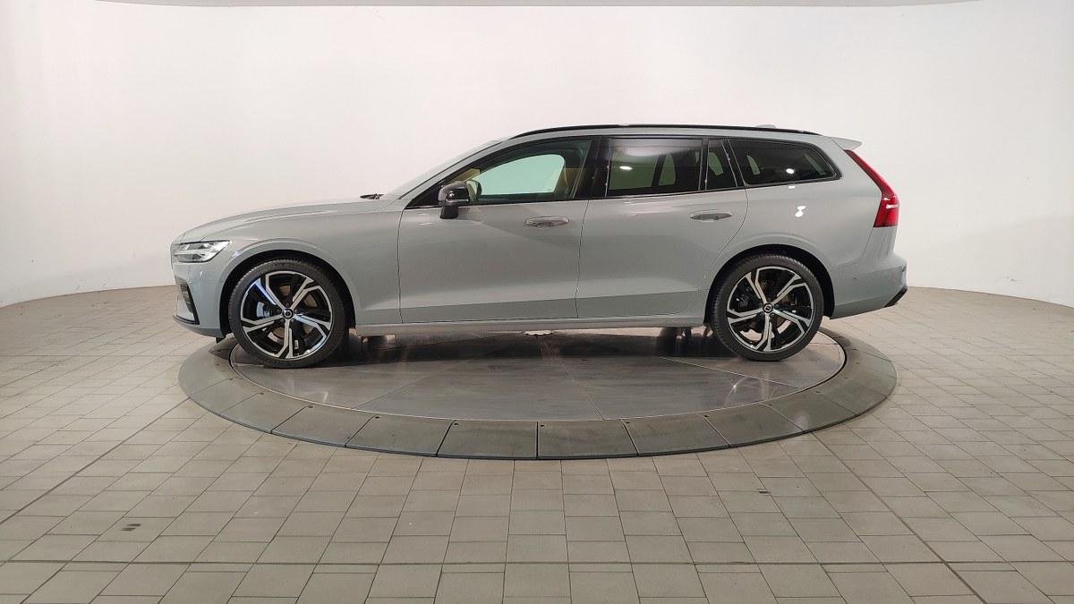 VOLVO V60 B4 Mild Hybrid Automatico Plus Dark