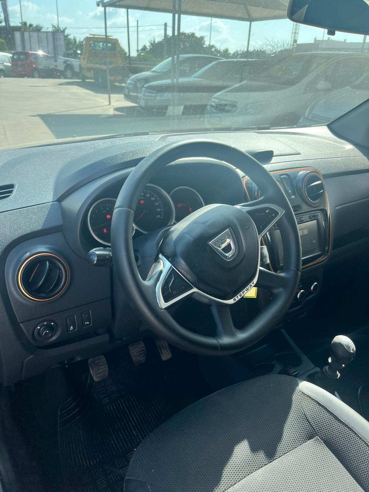 Dacia Lodgy Stepway 1.5 dCi 8V 110CV Start&Stop 7 posti