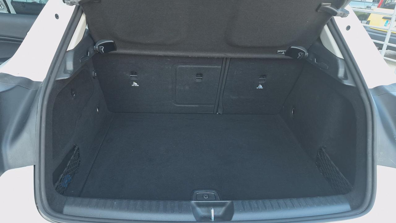 Mercedes-benz GLA 200 d Automatic Premium