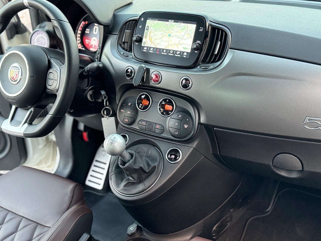 Abarth 595 1.4 Turbo Tusimo T-Jet 165 CV