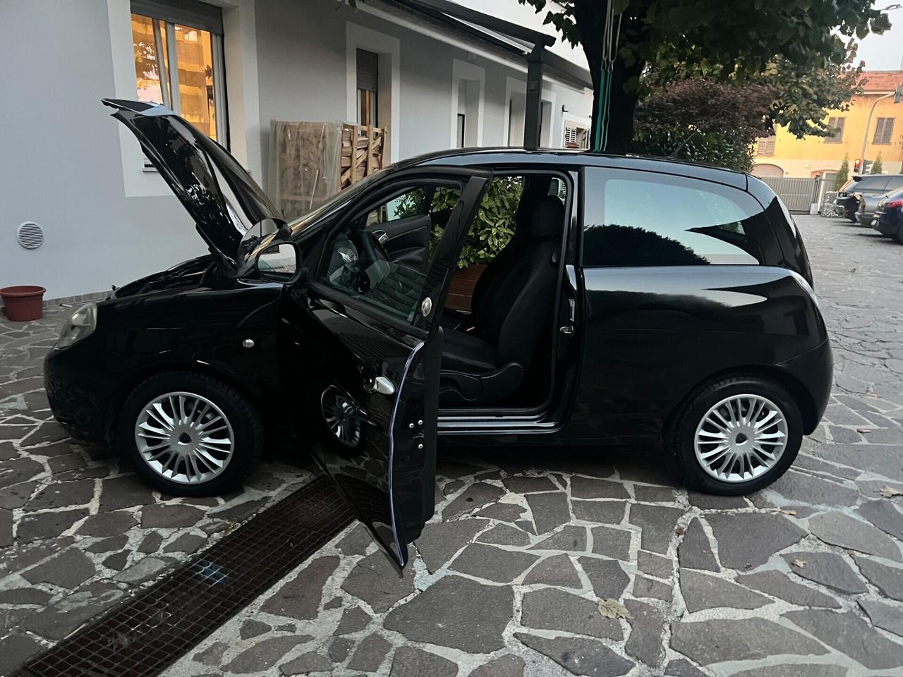 Lancia Ypsilon 1.4 Unyca Ecochic GPL