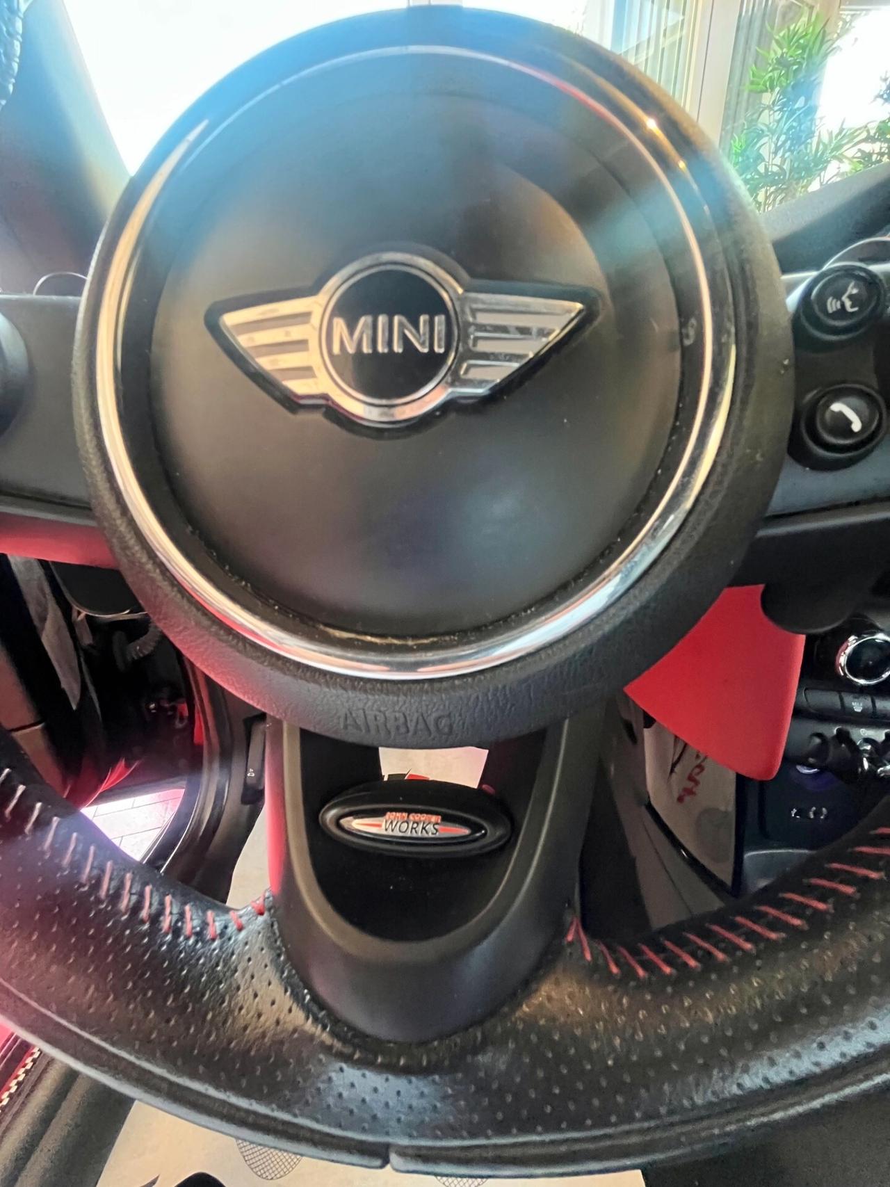 MINI JOHN COOPER WORKS 2.0 231CV Cambio automatico Navigatore Cerchi GARANZIA 12 MESI