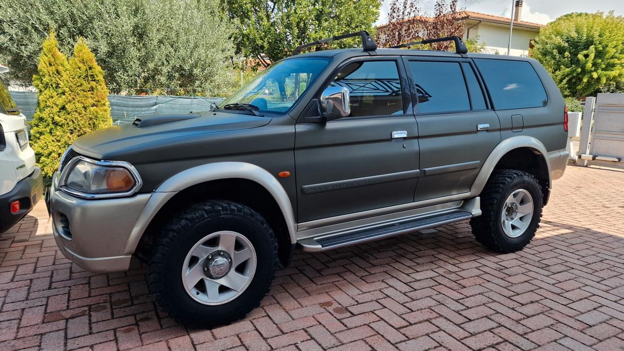 Mitsubishi Pajero Sport Pajero Sport 2.5 TDI GLS