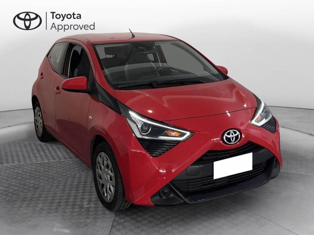 Toyota Aygo 5 Porte 1.0 VVT-i x-play