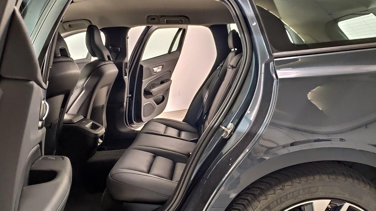 VOLVO V60 B4 Mild Hybrid Automatico Core