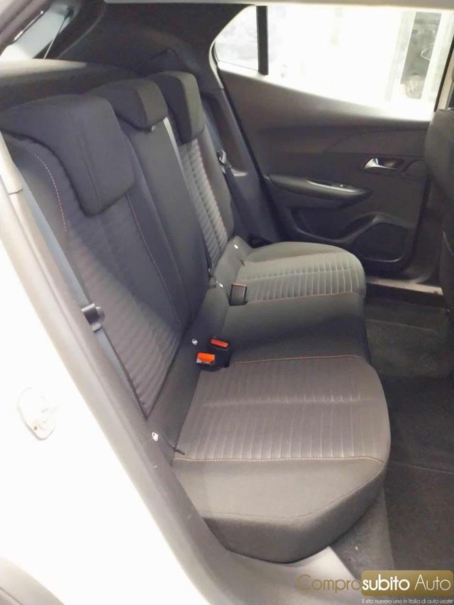 PEUGEOT 2008 BlueHDi 110 S&S Allure