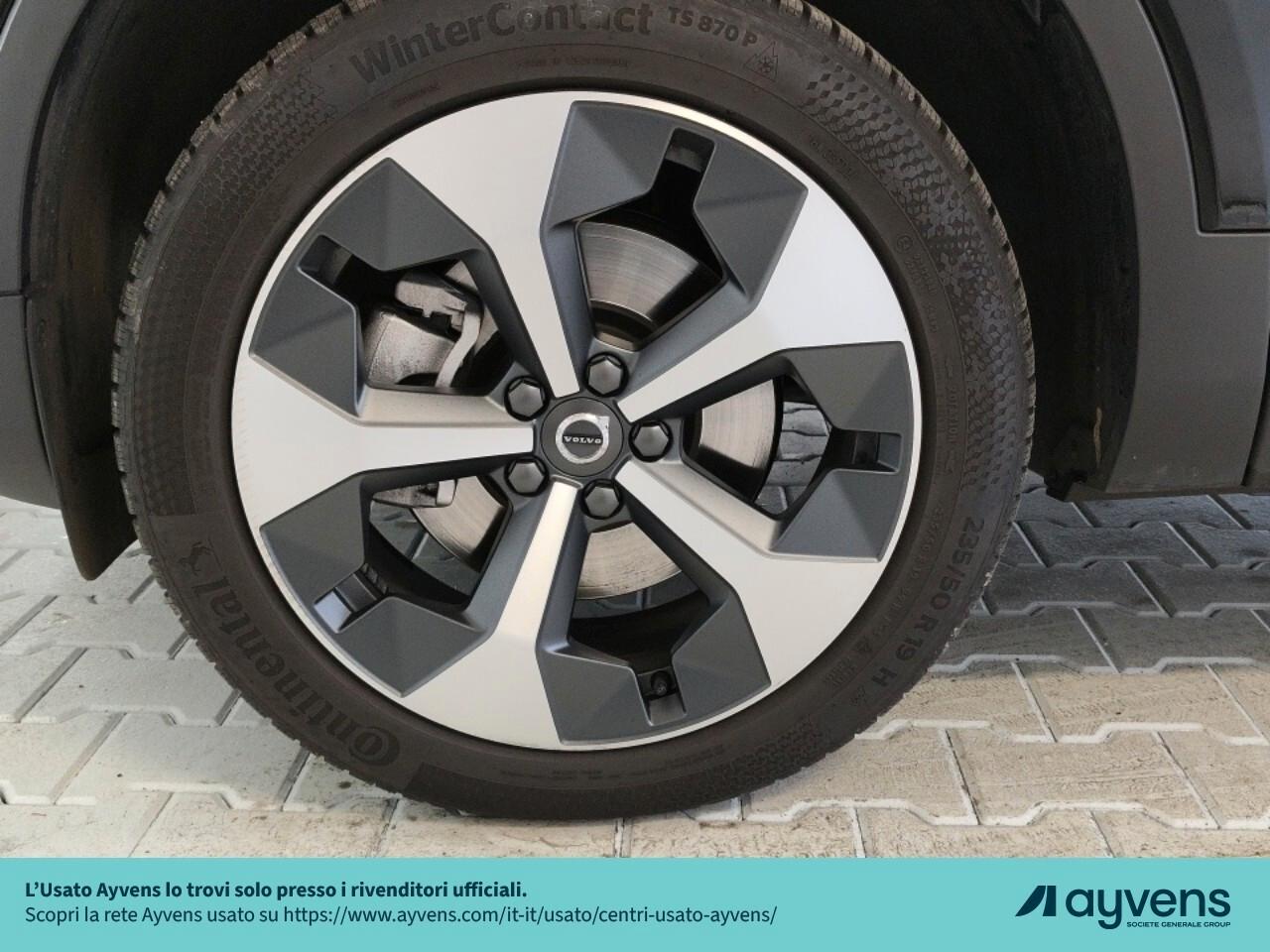 Volvo XC40 B4 automatico Ultra Dark