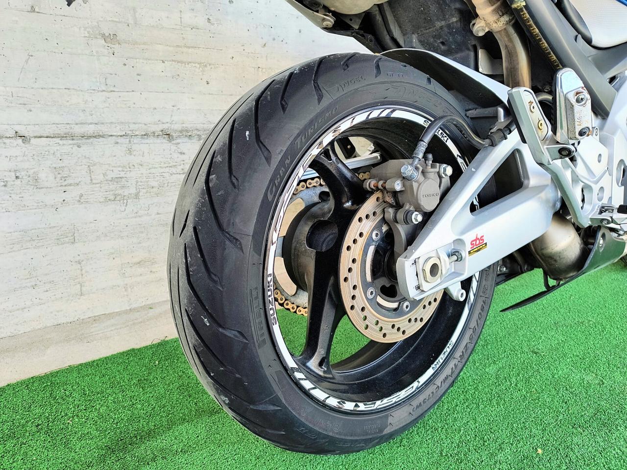 Suzuki GSR 600