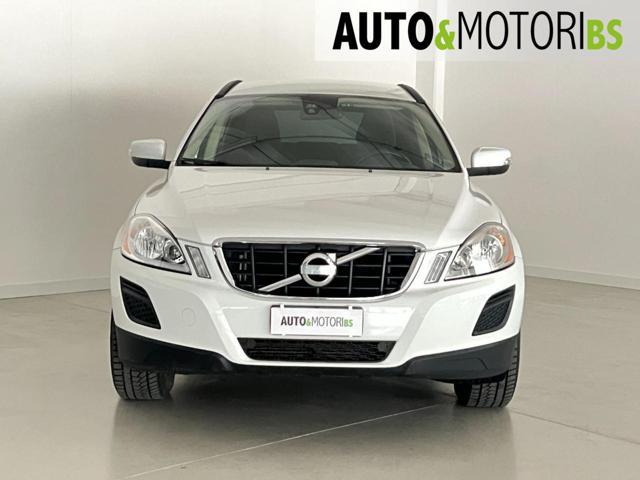 VOLVO XC60 DRIVe Kinetic