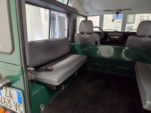 LAND ROVER Defender 90 2.5 Td5 7 POSTI ARIA CONDIZIONATA