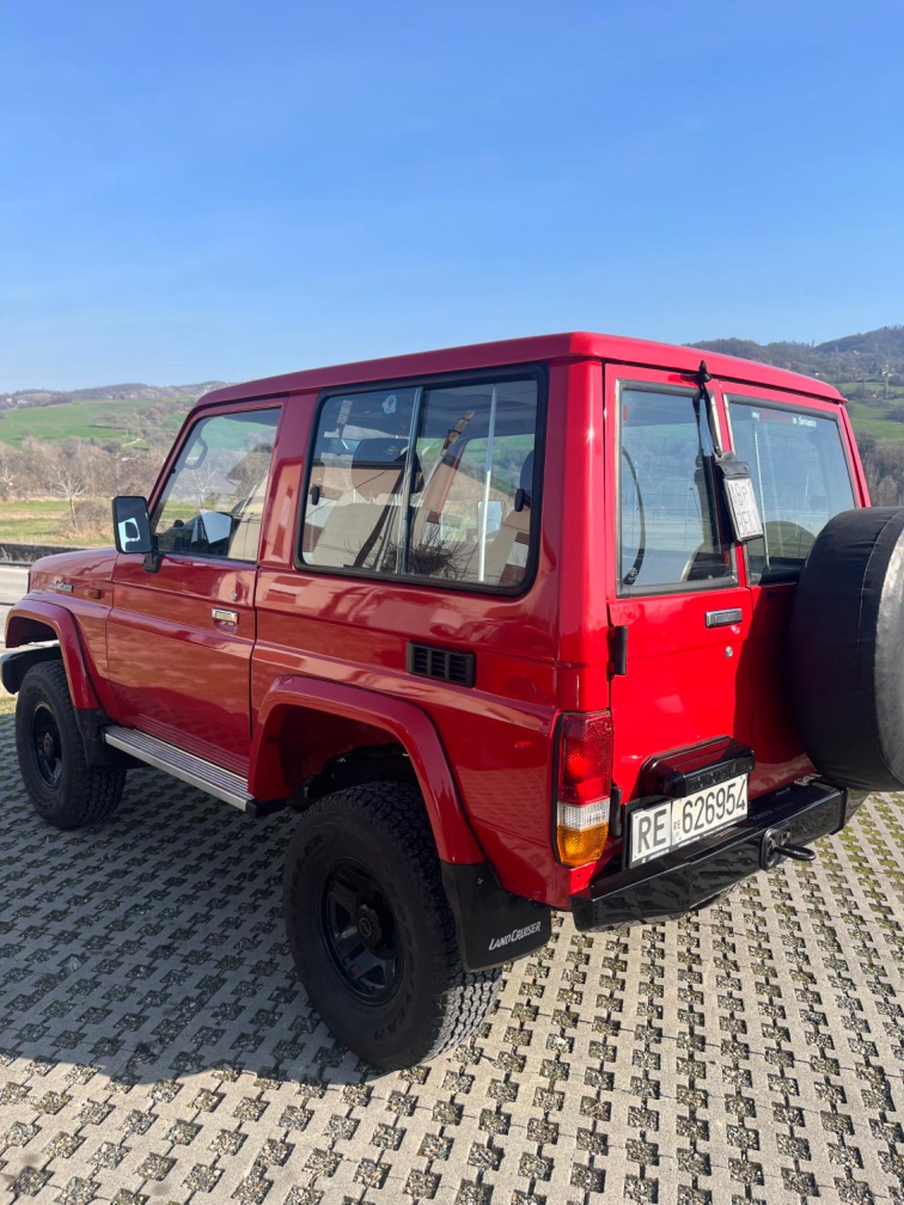 Toyota Land Cruiser II 2.4 turbodiesel SW LJ70 VX