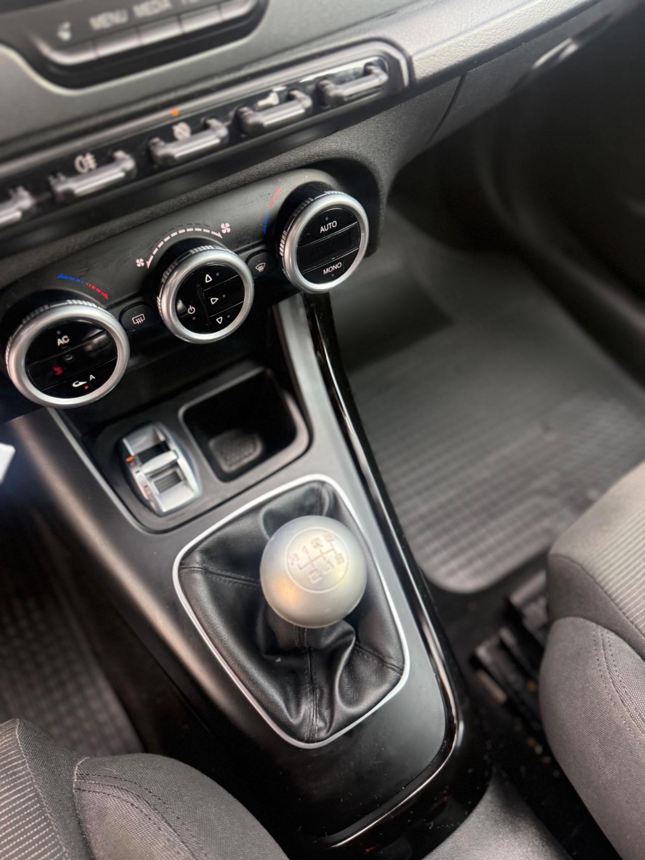 Alfa Romeo Giulietta 1.6 JTDm-2 105 CV Exclusive