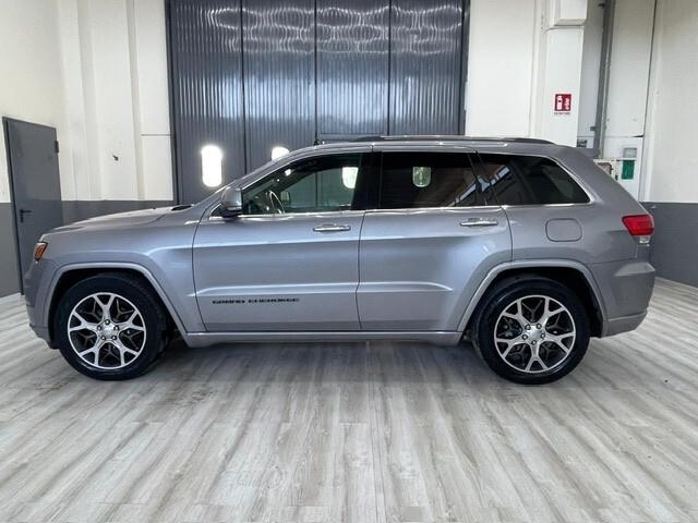 Jeep Grand Cherokee 3.0 V6 CRD 250 CV Multijet II Overland
