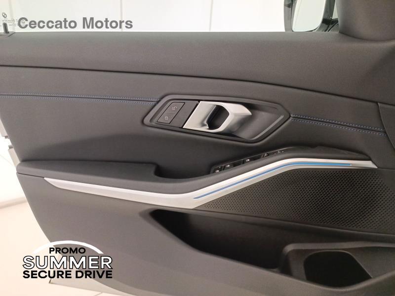 BMW Serie 3 Berlina 318 d Mild Hybrid 48V M Sport Pro Steptronic