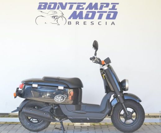 YAMAHA Giggle 50 2011