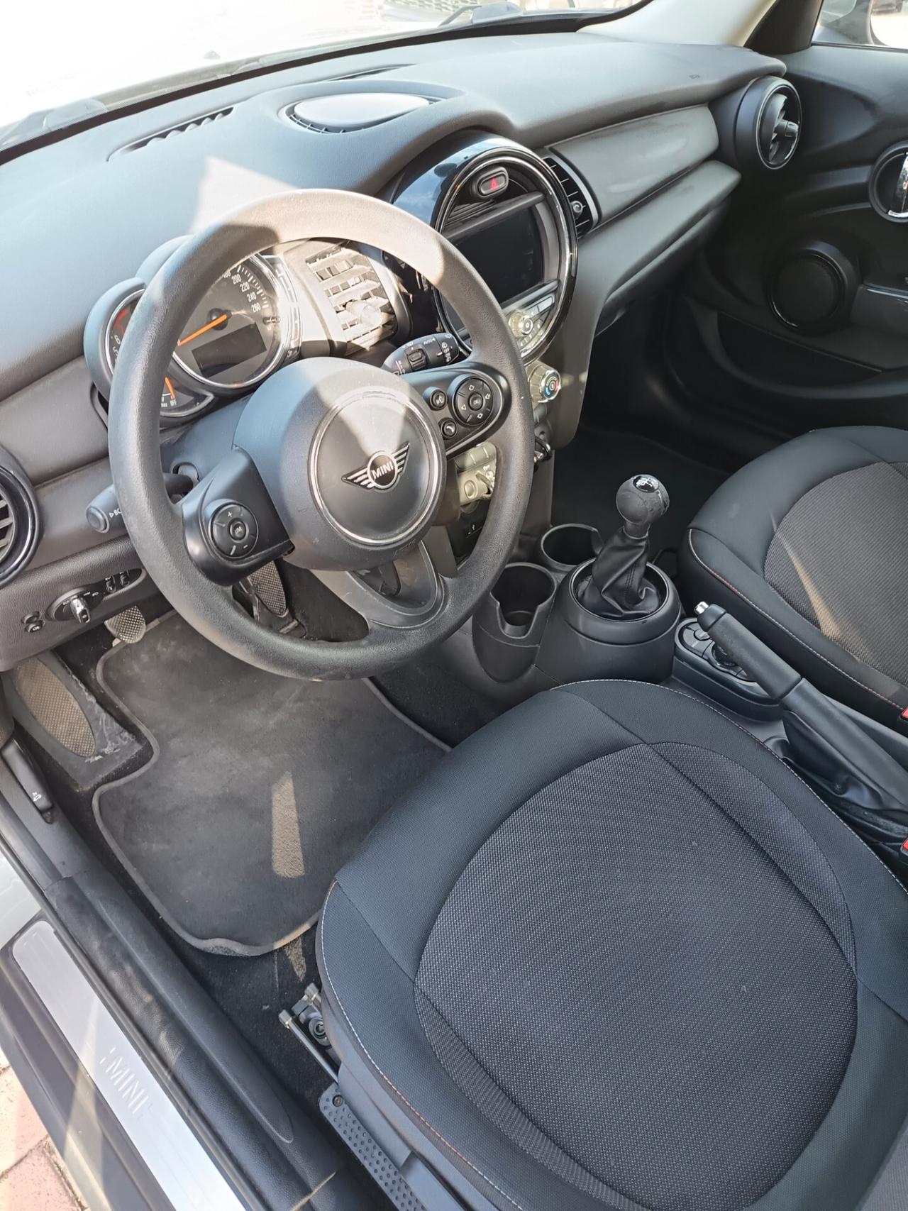 Mini 1.5 One 75 CV 5 porte
