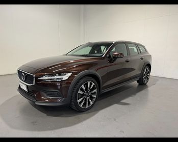 VOLVO V60 II 2019 Cross Country V60 Cross Country 2.0 t5 Pro awd geartronic my20