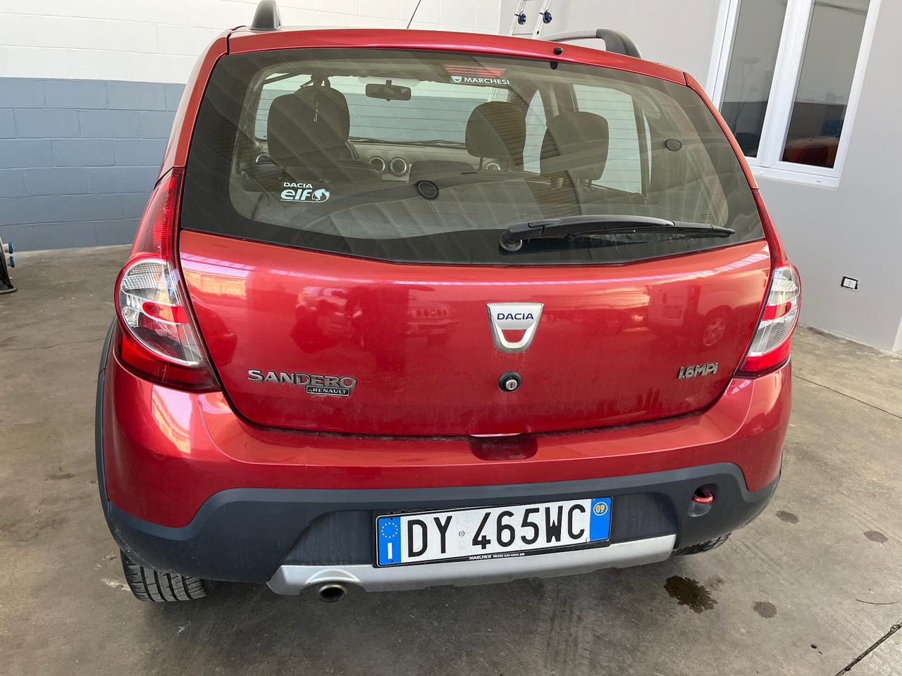 Dacia Sandero 1.6 8V Lauréate