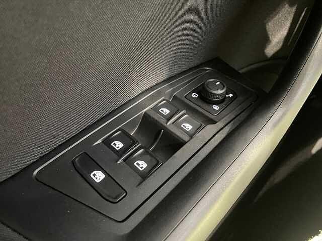 Volkswagen T-Roc 1.0TSI 110CV Life - NEOPATENTATI