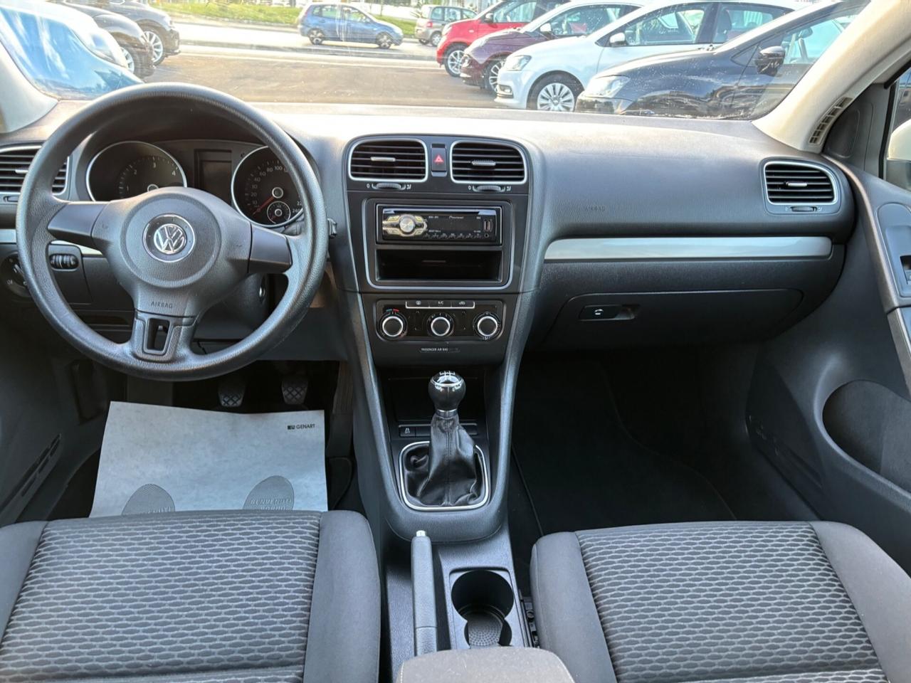 Volkswagen Golf 1.6 TDI DPF 5p. United