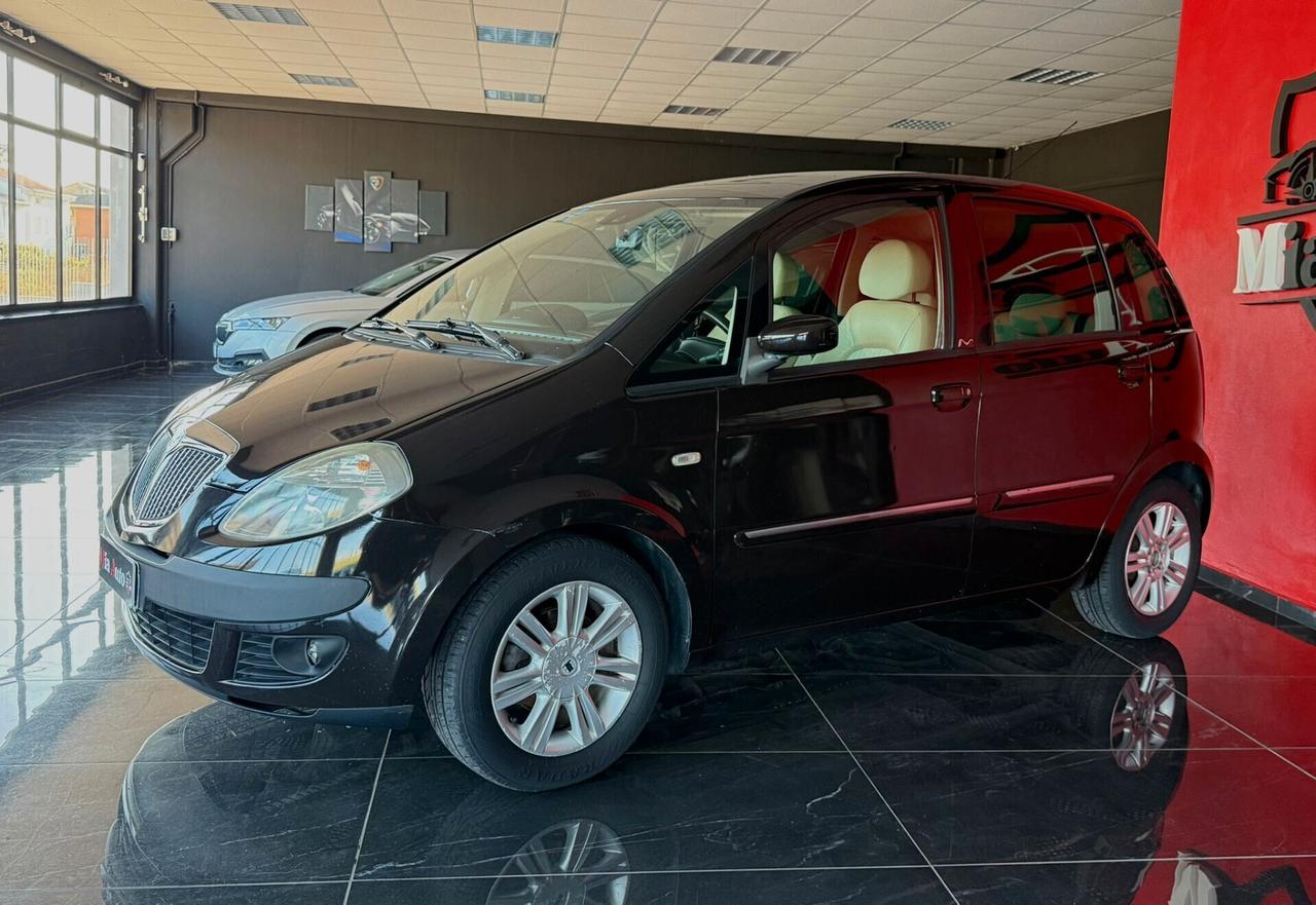 Lancia MUSA 1.4 16V Platino Plus