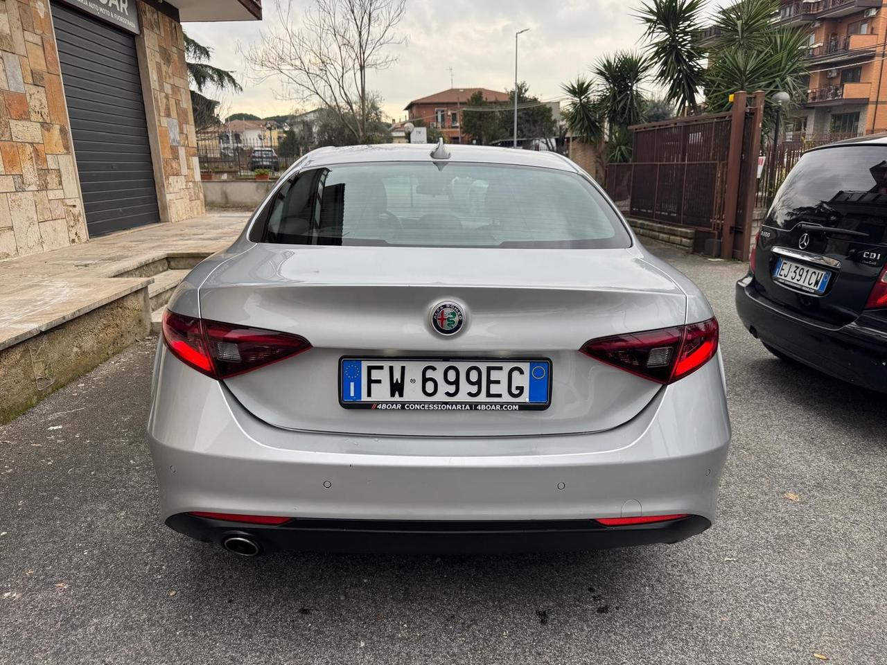 Alfa Romeo Giulia Super JTDM 2.2 160cv Automatica