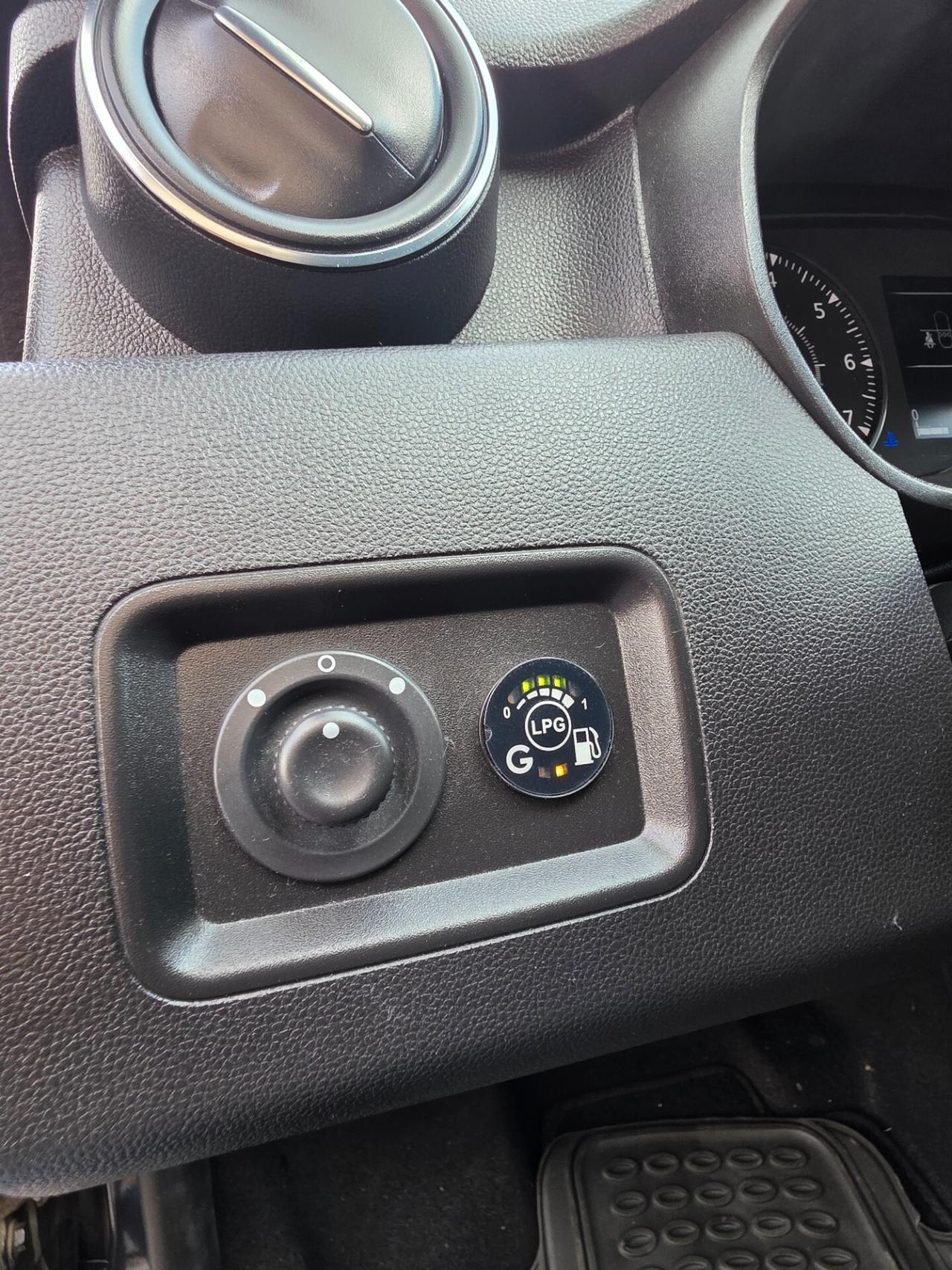 Dacia Duster 1.6 SCe GPL unipro