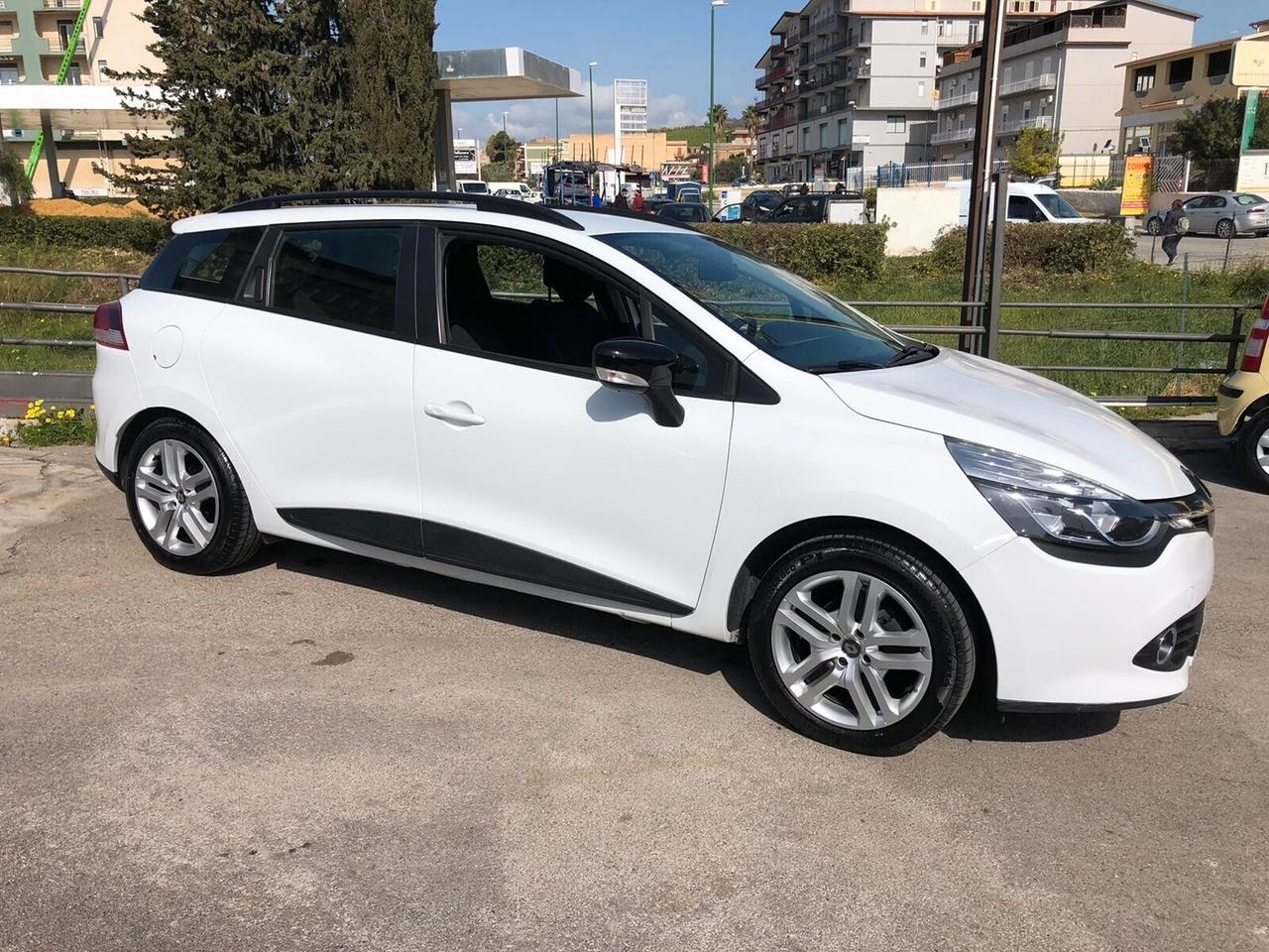 Renault Clio Sporter dCi 8V 75 CV Duel2