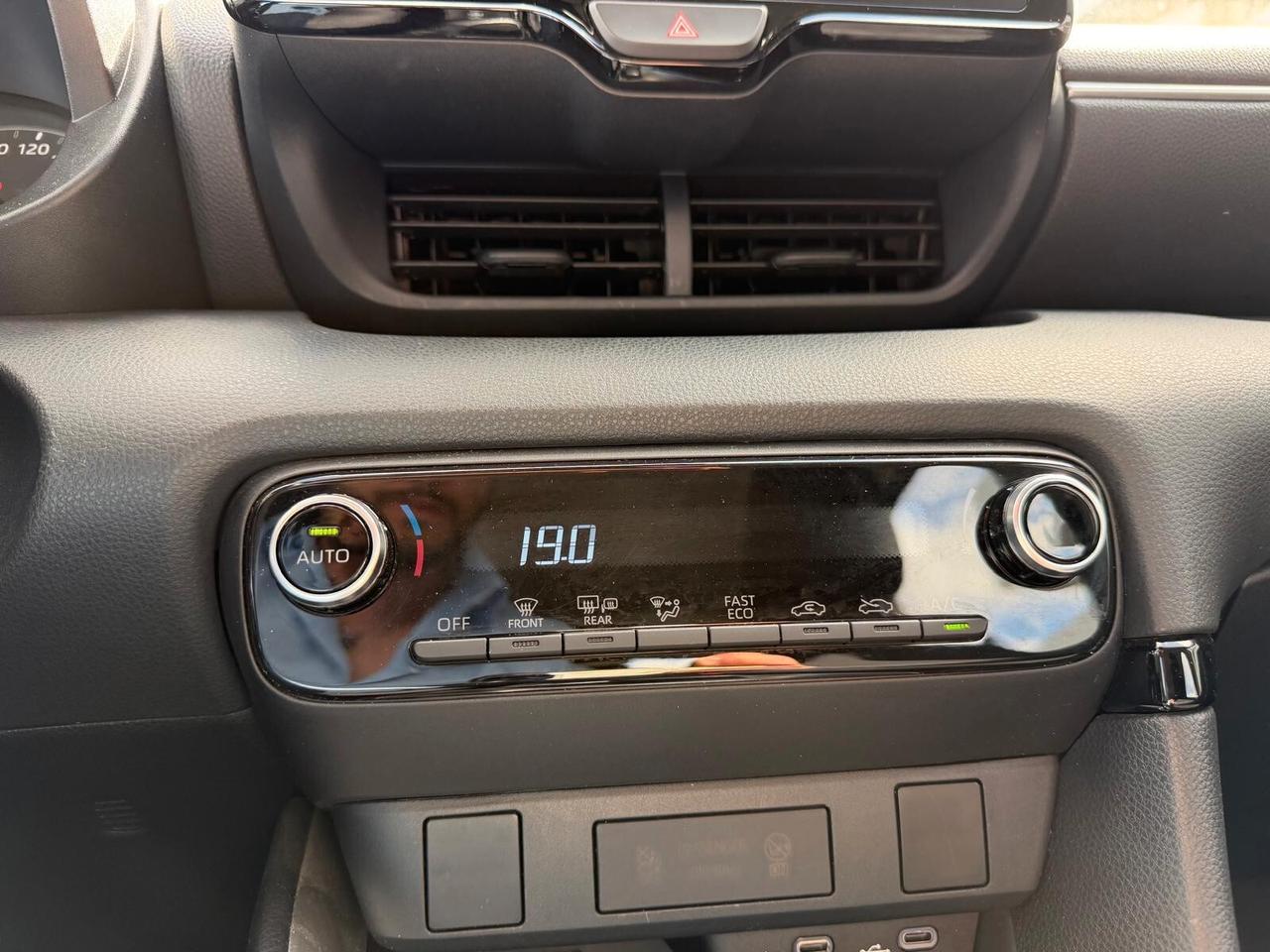 Toyota Yaris 1.5 Hybrid 5 porte Active 115CV