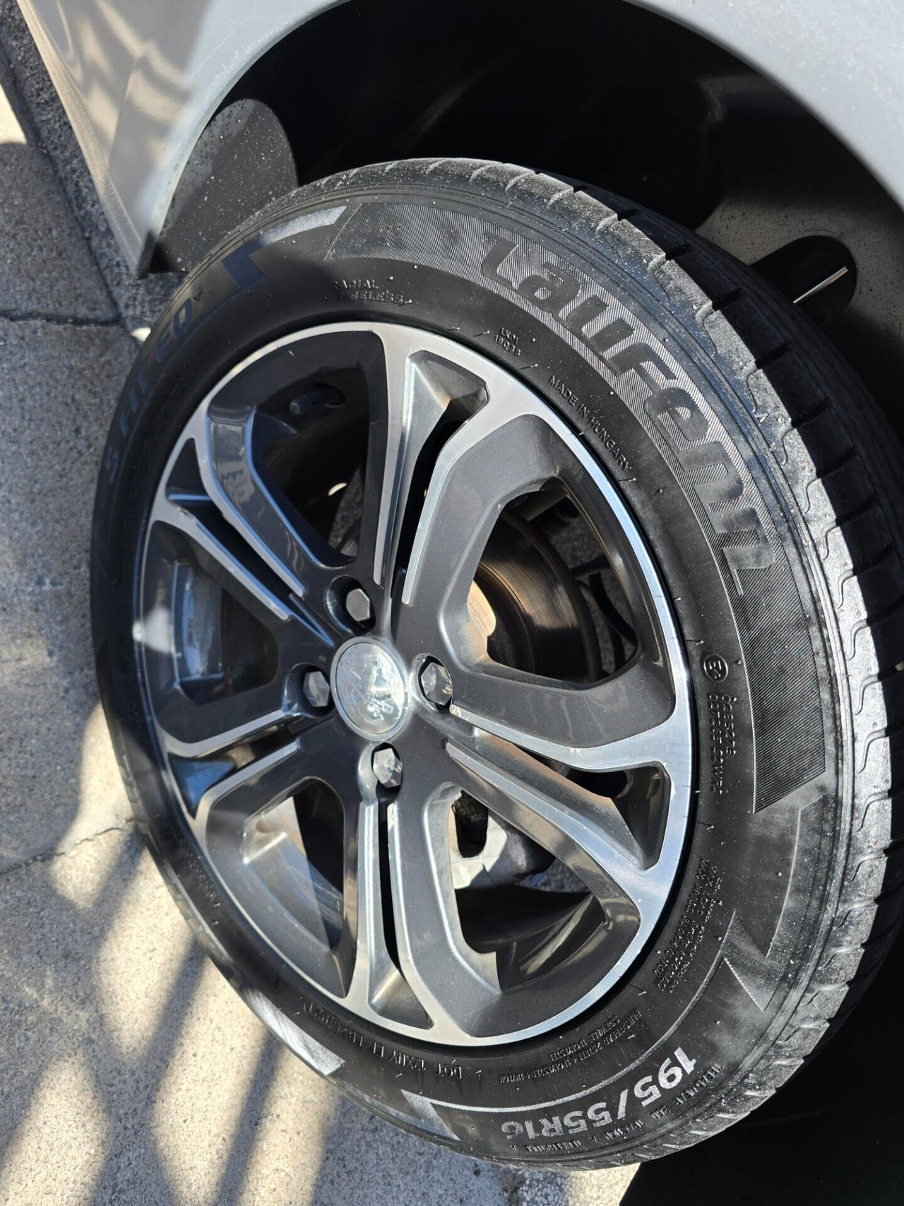 Peugeot 208 1.4 VTi 95 CV 5p. GPL Allure