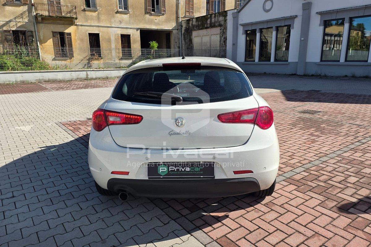 ALFA ROMEO Giulietta 1.6 JTDm-2 105 CV Distinctive