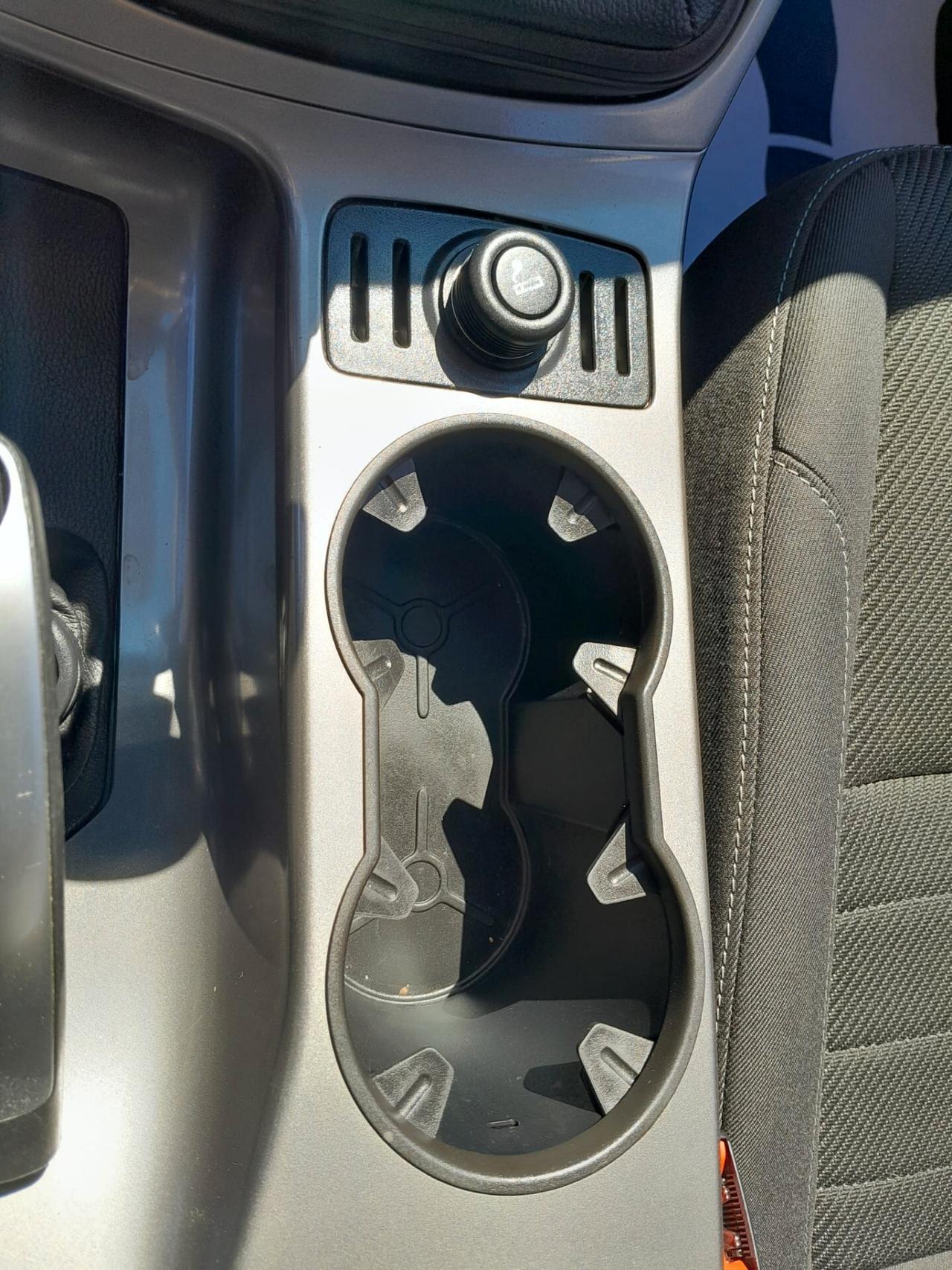 Ford Kuga 2.0 TDCI 120 CV S&S 2WD Titanium