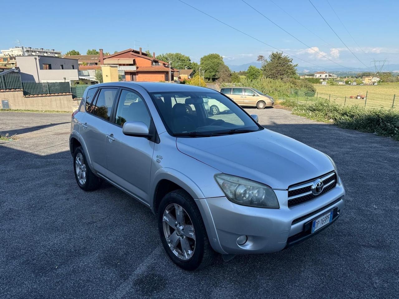 Toyota RAV 4 RAV4 Crossover 2.2 D-Cat 177 CV Luxury