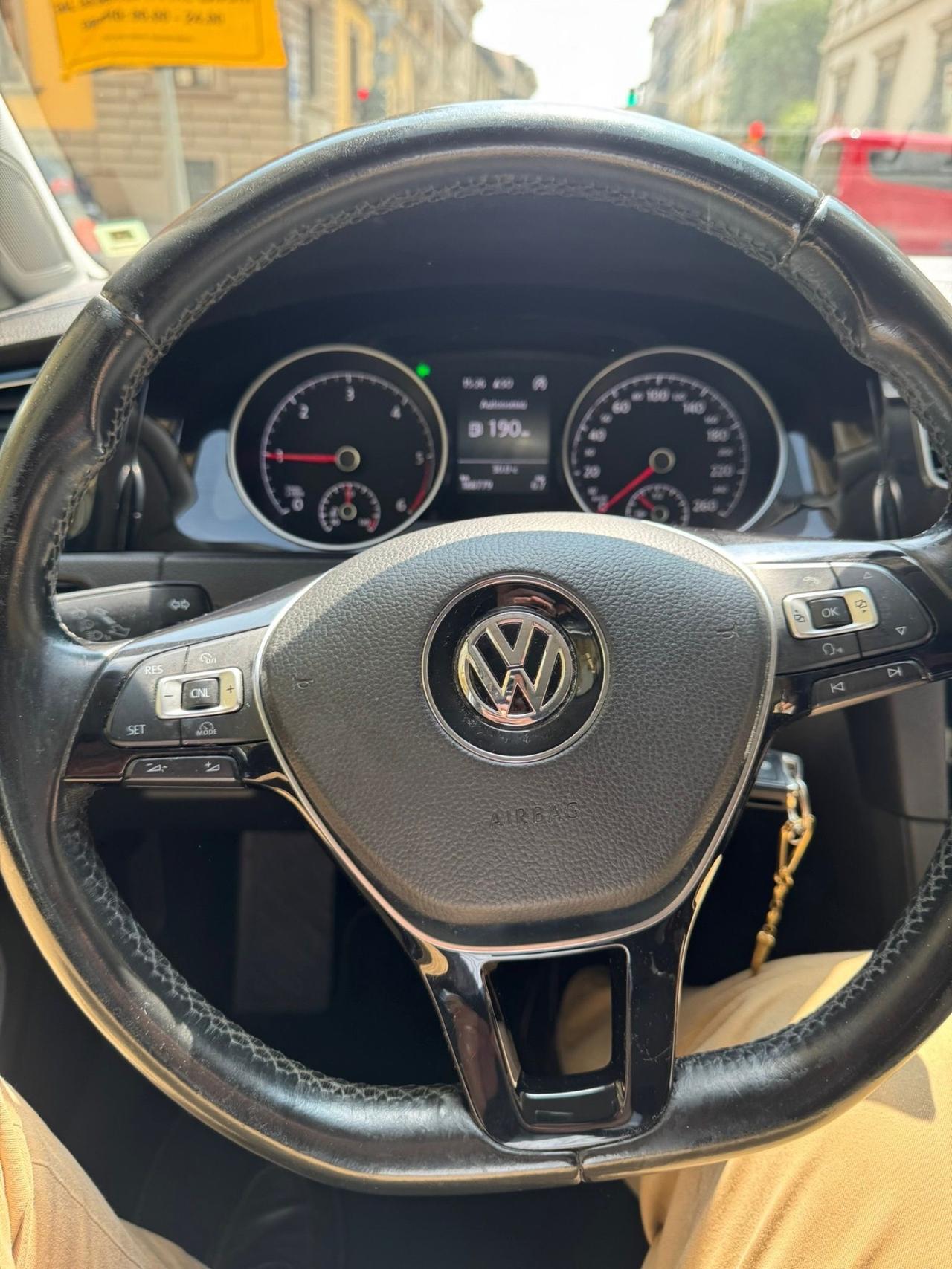 Volkswagen Golf Business 1.6 TDI 5p. Highline BlueMotion Technology