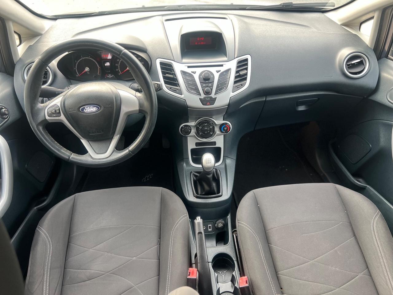 Ford Fiesta 1.2 Benz - Garanzia 12 mesi