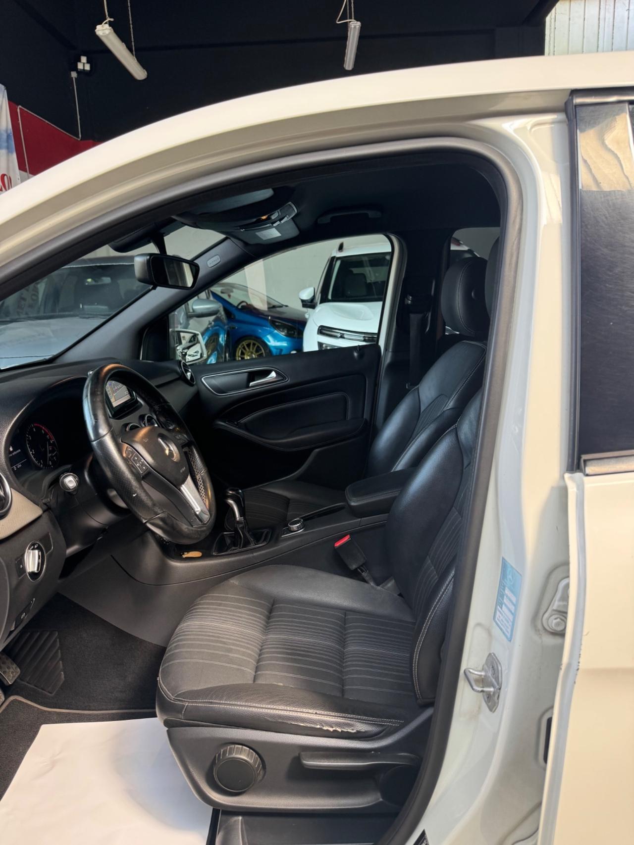 Mercedes-benz B 180 CDI BLUEEFFICIENCY PREMIUM (80 KW)