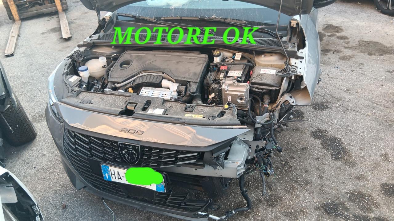 Peugeot 208 Hybrid 145 e-DCS6 GT INCIDENTATA SINISTRATA MONDIALCARS 025