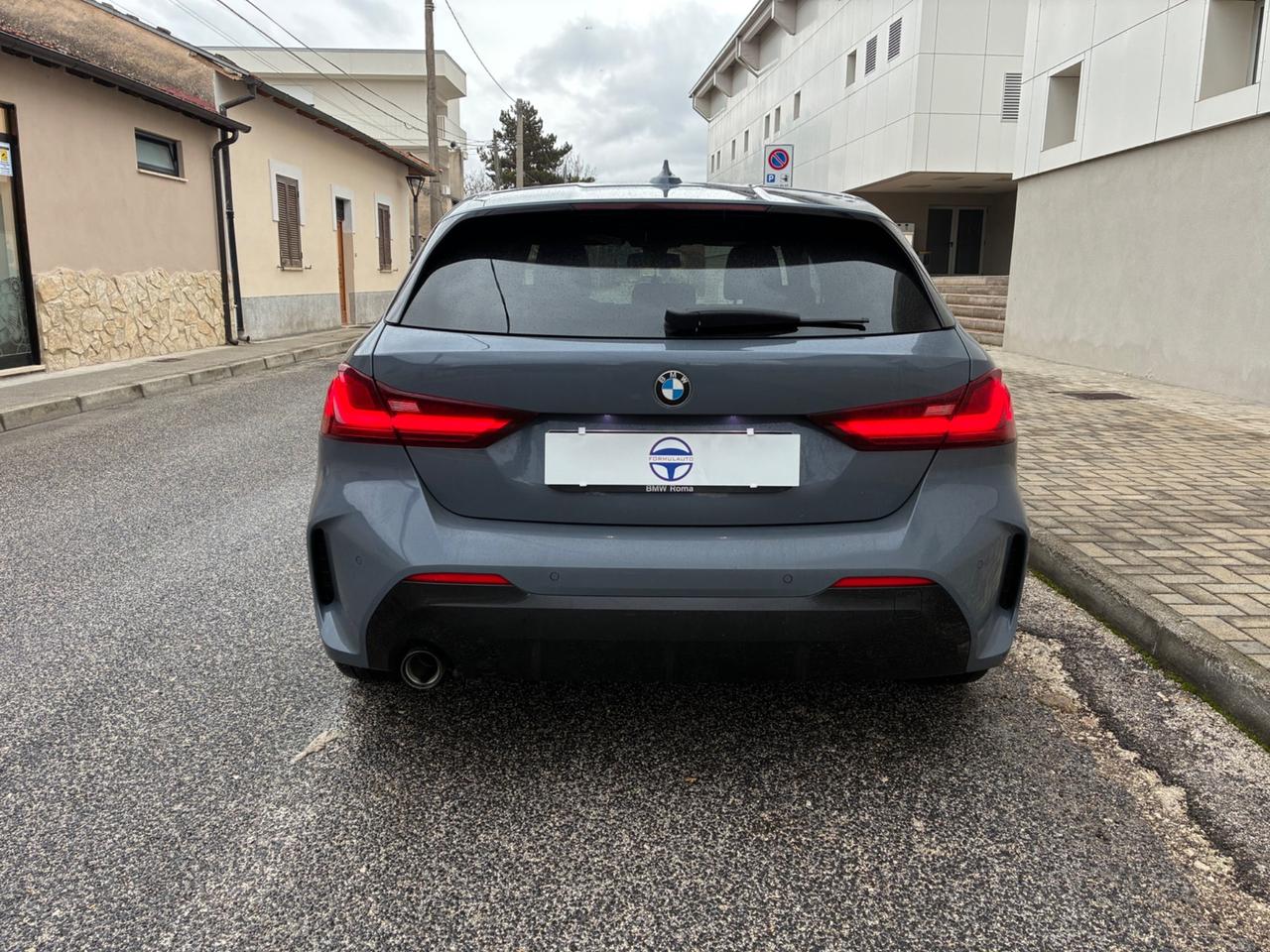 Bmw 116 116d 5p. Msport