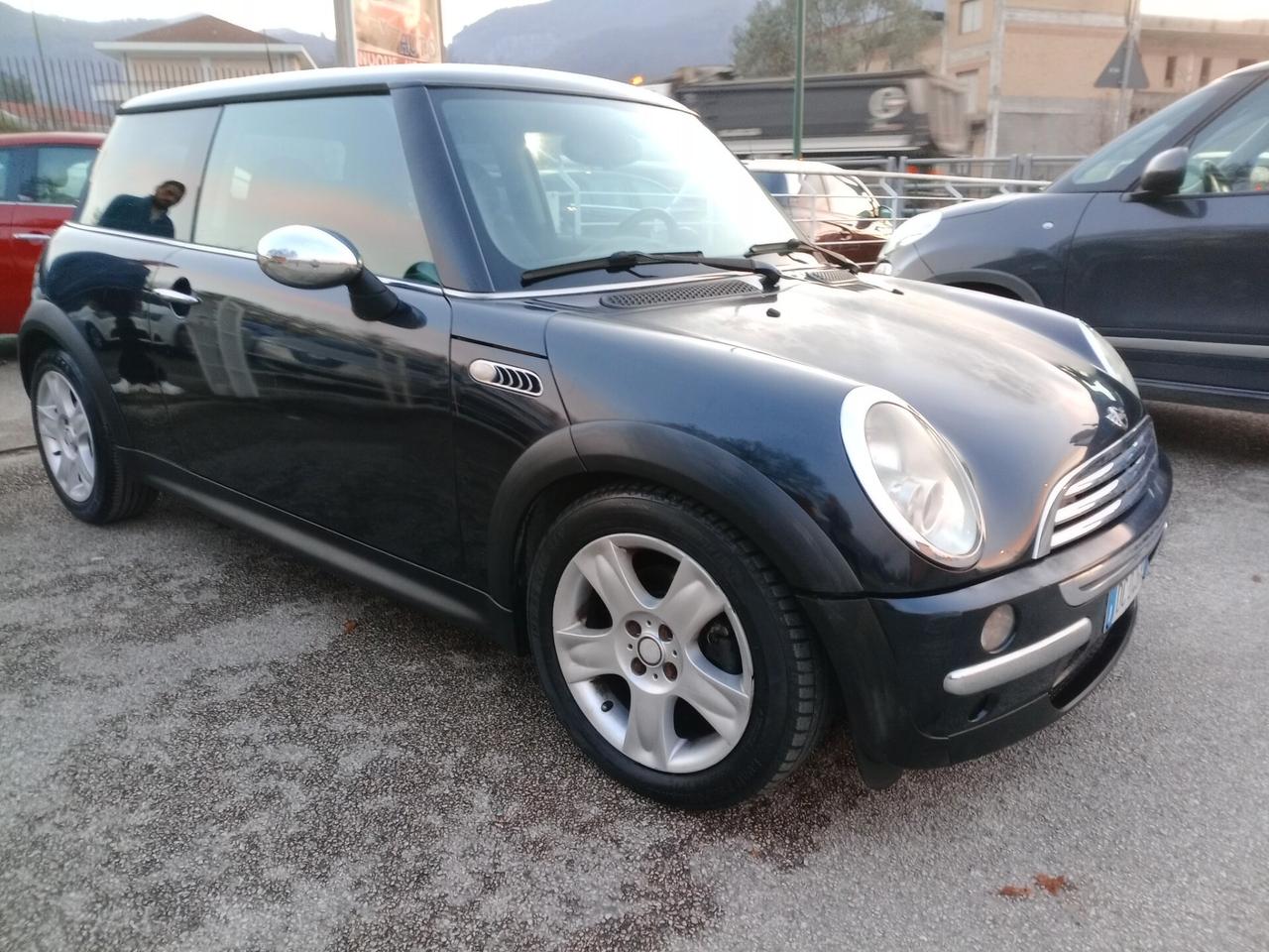 Mini 1.4 tdi One D ( per neopatentati)